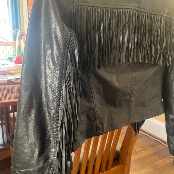 Black Fringe Leather Jacket - Picture 5 of 10